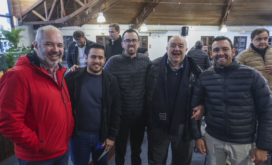 Paraná promove encontro inédito para fortalecer arborização urbana nos municípios