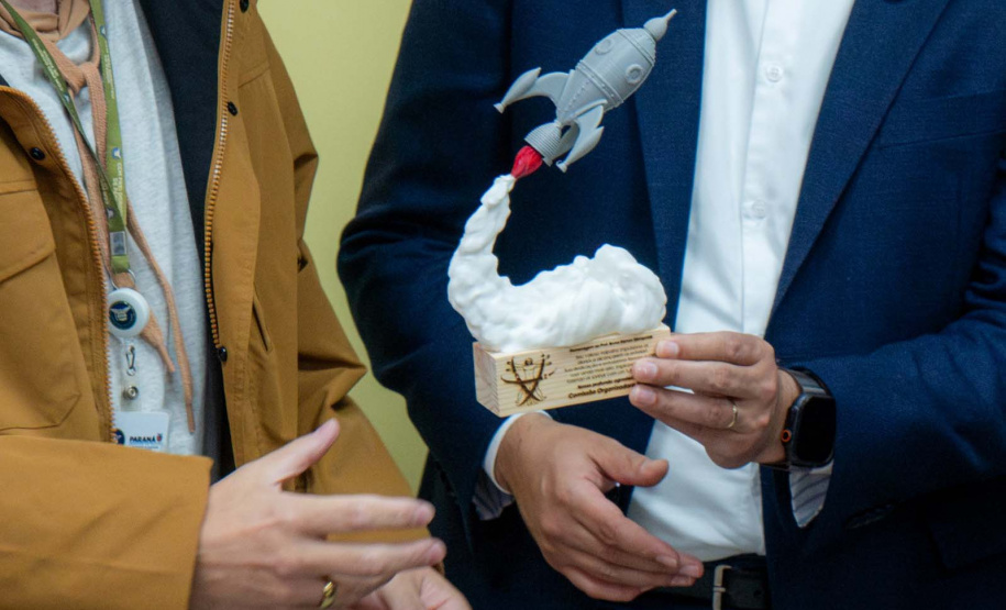 INOVAÇÃO: Alunos recebem premiação da Olimpíada Brasileira de Inovação, Ciência e Tecnologia