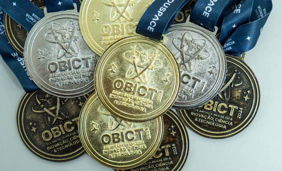 INOVAÇÃO: Alunos recebem premiação da Olimpíada Brasileira de Inovação, Ciência e Tecnologia