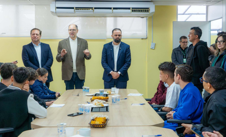 INOVAÇÃO: Alunos recebem premiação da Olimpíada Brasileira de Inovação, Ciência e Tecnologia