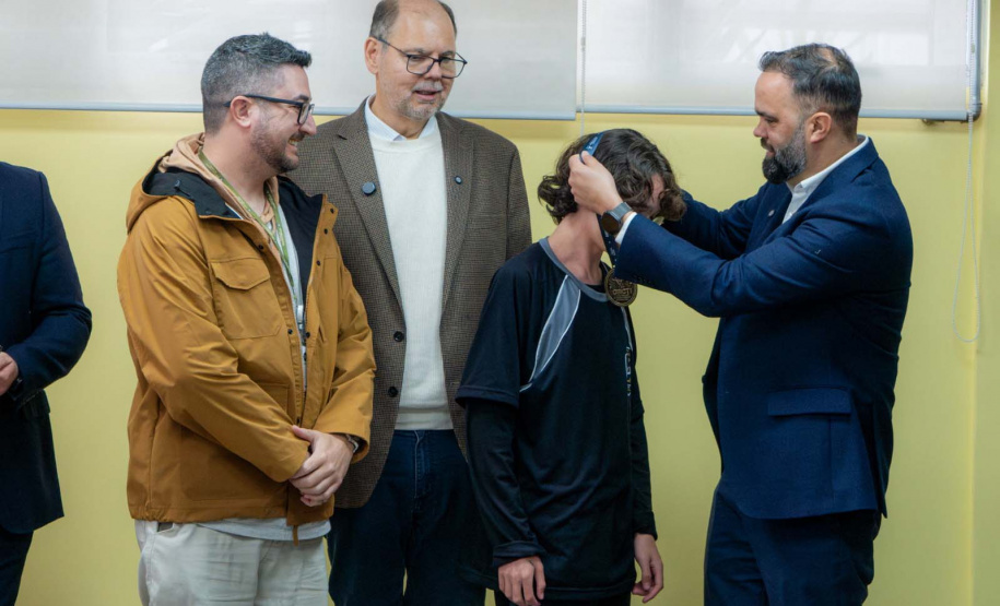 INOVAÇÃO: Alunos recebem premiação da Olimpíada Brasileira de Inovação, Ciência e Tecnologia