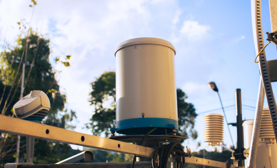 PARCERIA ENTRE O SIMEPAR E O DER/PR VAI PREVENIR DESLIZAMENTOS DE TERRA NA ESTRADA DA GRACIOSA