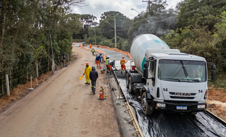 Pavimentação Estrada SJP-Mandirituba