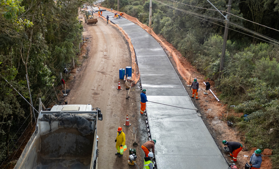 Pavimentação Estrada SJP-Mandirituba