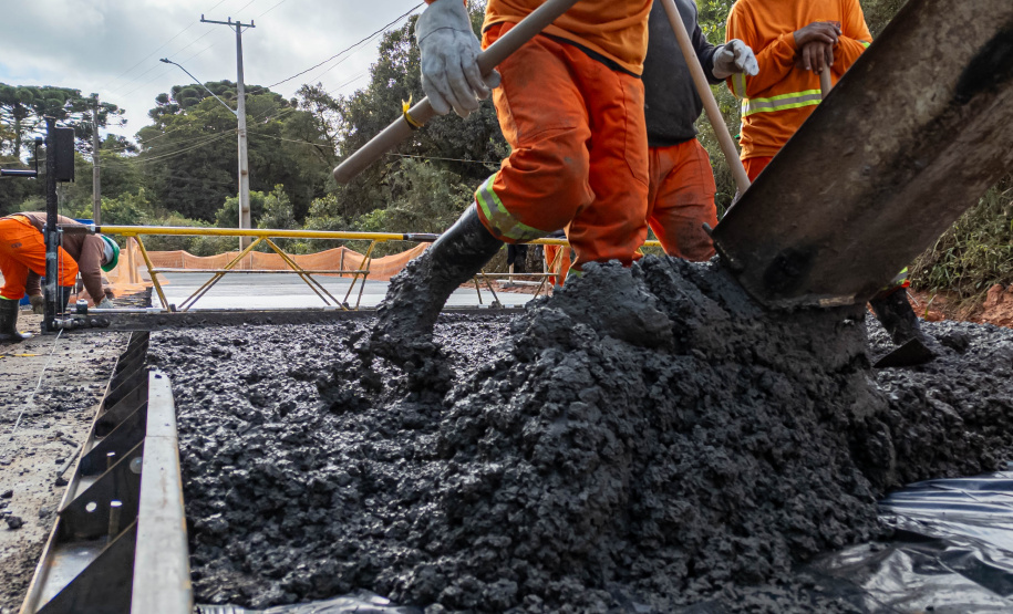 Pavimentação Estrada SJP-Mandirituba