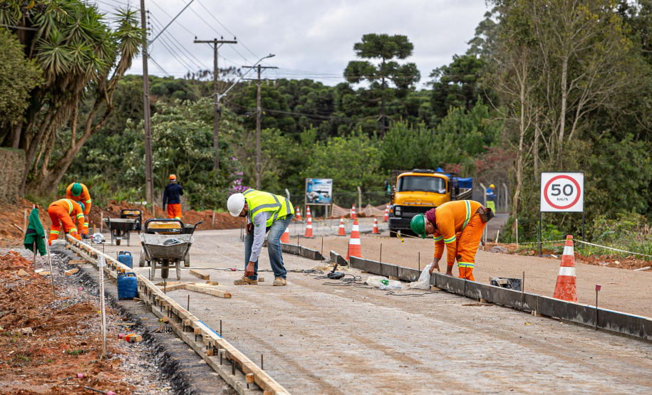 Pavimentação Estrada SJP-Mandirituba