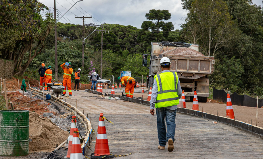 Pavimentação Estrada SJP-Mandirituba