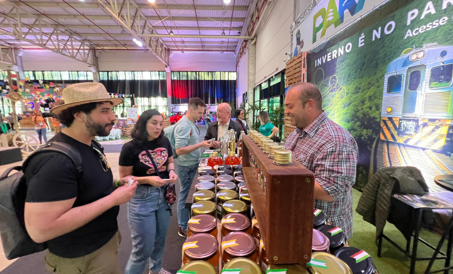 SETU Estado apoia São João de Curitiba e apresenta destinos de todo o Paraná