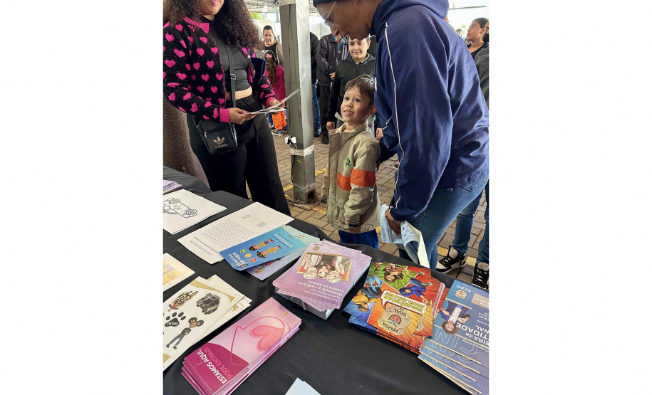 PCPR na Comunidade leva atendimento a Foz do Iguaçu e Pérola