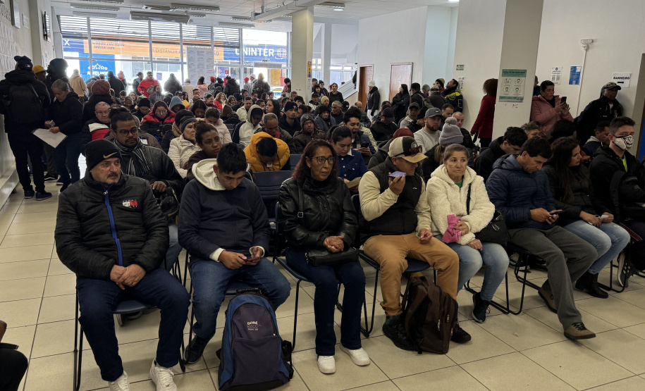 SETR - Mutirão em Curitiba registra mais de 1.100 atendimentos e mais de 300 pessoas, incluindo migrantes, praticamente contratadas