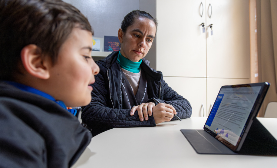 Estado usa Inteligência Artificial para apoiar alfabetização nos municípios