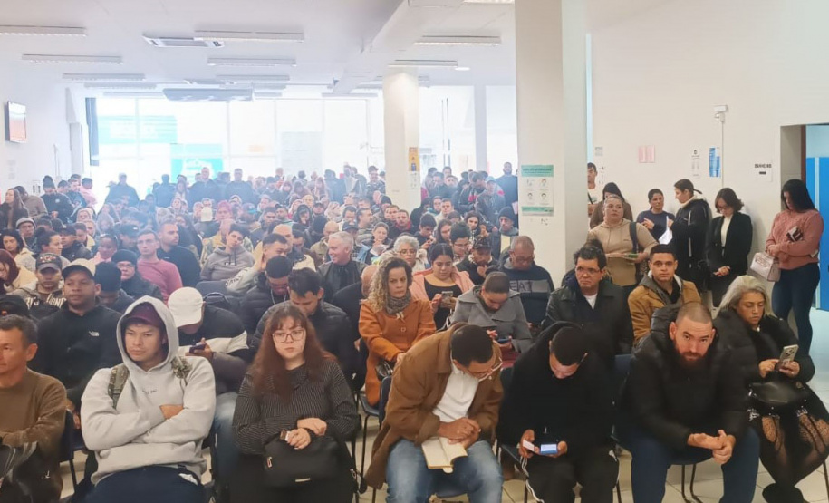 Mais de 1.100 atendimentos e 428 pré-aprovados no Mutirão de Empregos de Curitiba