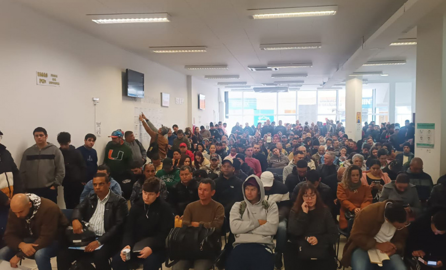 Mais de 1.100 atendimentos e 428 pré-aprovados no Mutirão de Empregos de Curitiba