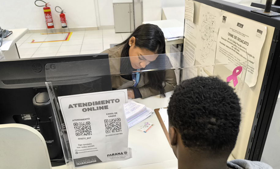 Mais de 1.100 atendimentos e 428 pré-aprovados no Mutirão de Empregos de Curitiba