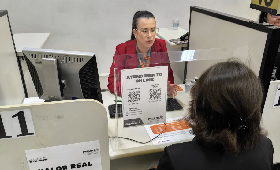 Mais de 1.100 atendimentos e 428 pré-aprovados no Mutirão de Empregos de Curitiba