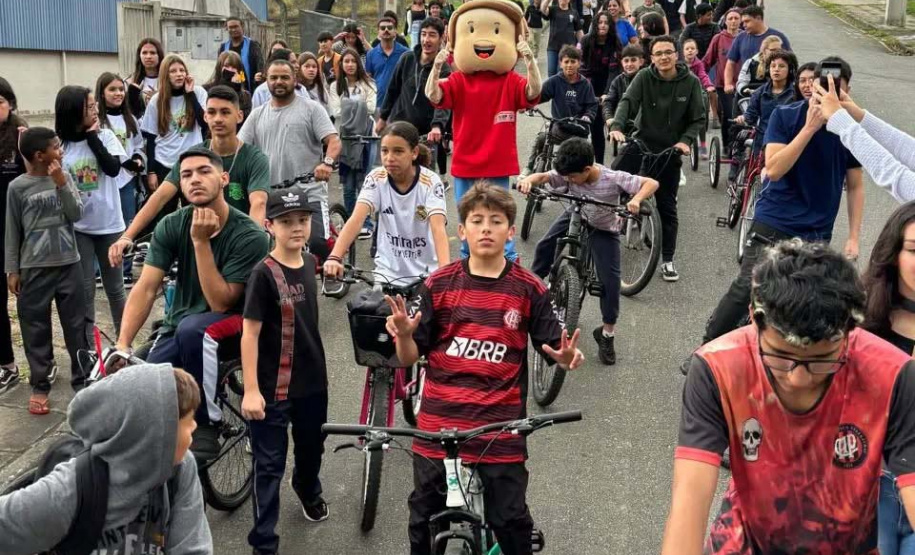 Incentivo ao uso da bicicleta: projeto desenvolvido em colégio estadual é premiado pelo Ministério das Cidades