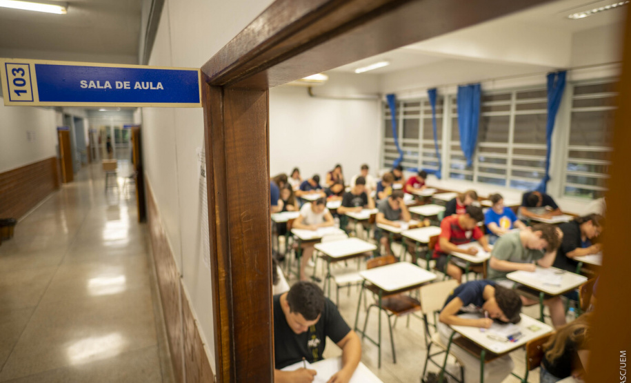 Programa de Integração Estudantil da UEM completa 10 anos de atividades