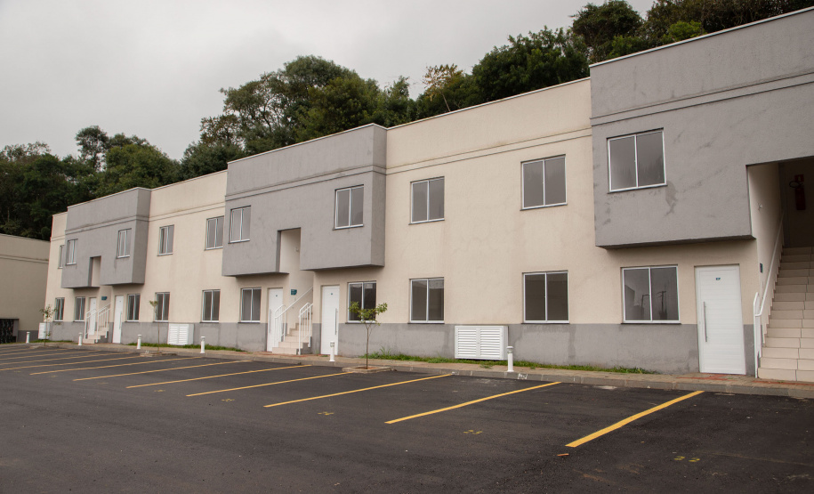 -Recursos estaduais viabilizam empreendimento com 71 casas em Araucária