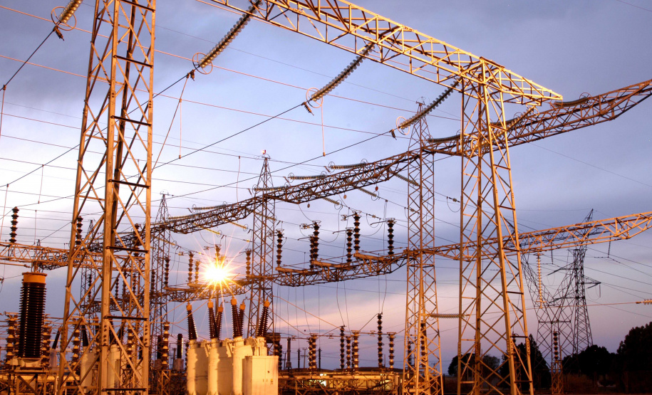 Com investimentos de R$ 2,5 bilhões, Copel supera recorde e eleva de patamar a oferta de energia limpa, estável e de qualidade no setor elétrico