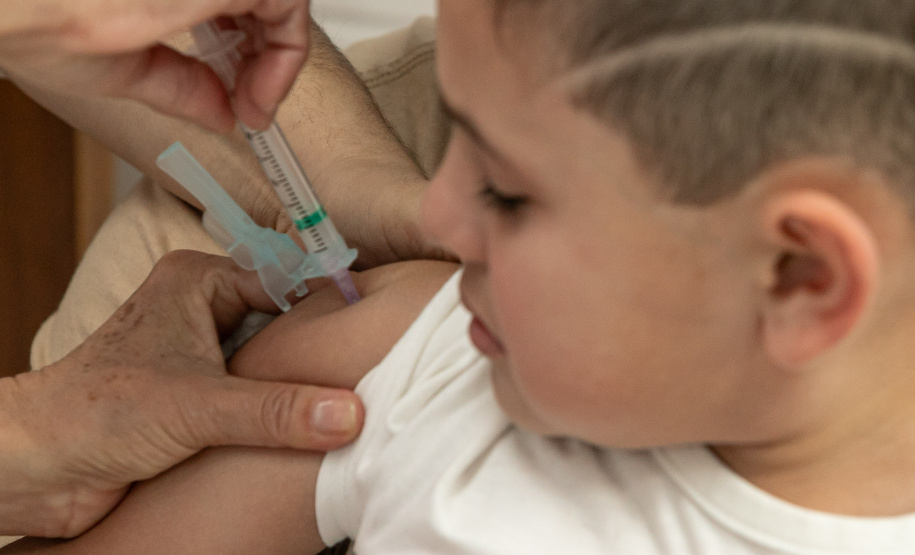 Dia Nacional da Imunização reforça importância da prevenção; 31 vacinas estão disponíveis de forma gratuita no Paraná
