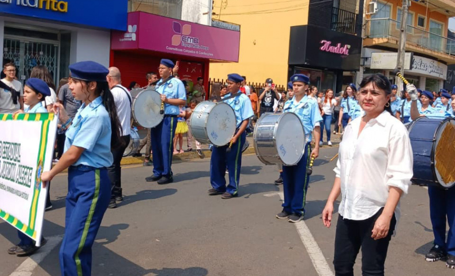 Fanfarra de colégio de Telêmaco Borba impulsiona frequência escolar e disciplina