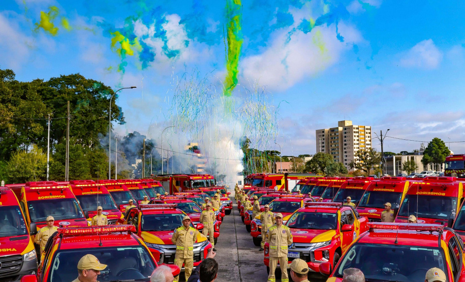 BOMBEIROS VEÍCULOS