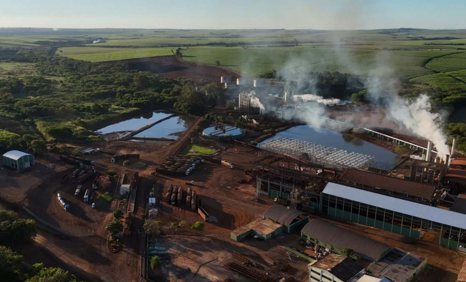 "Feito no Paraná" visita a Usina Bandeirantes: Uma Jornada pela Produção de Açúcar e Álcool