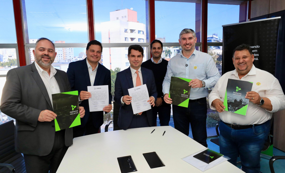 SEPL - Estado viabiliza projeto para pavimentação de rodovia estadual que liga Rio Branco do Ivaí a Cândido de Abreu