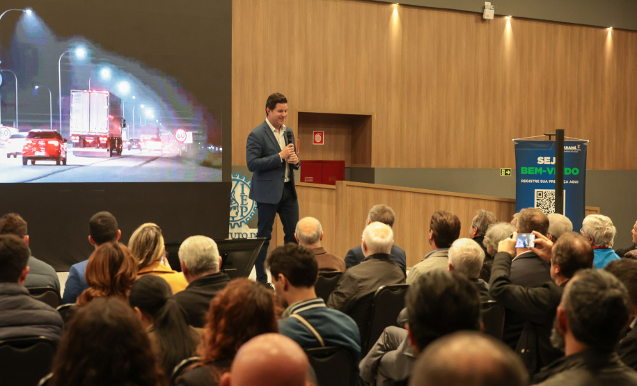 Estado investirá R$ 977 milhões em programa de pavimentação em ruas com pedras irregulares