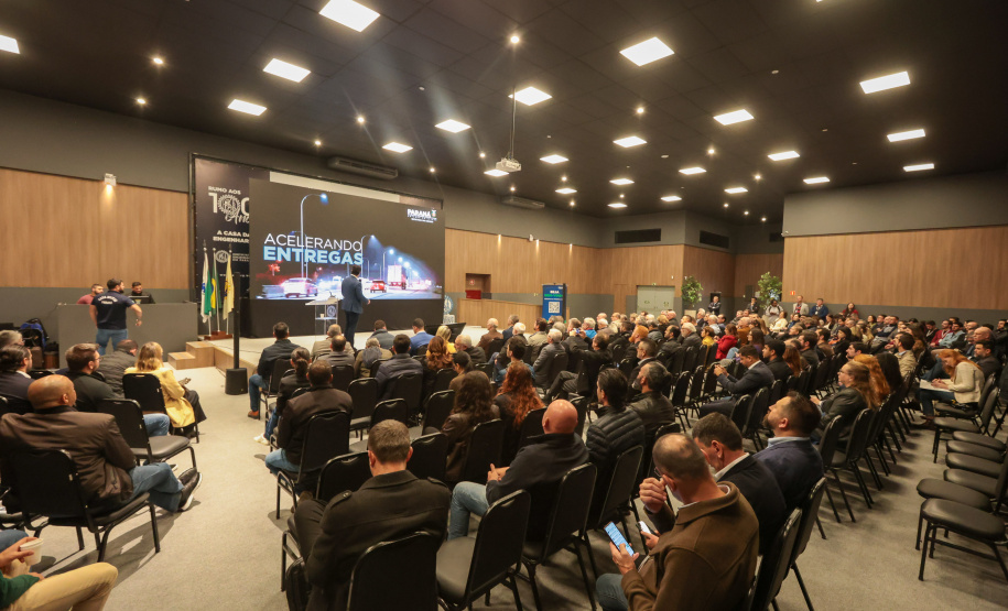 Estado investirá R$ 977 milhões em programa de pavimentação em ruas com pedras irregulares