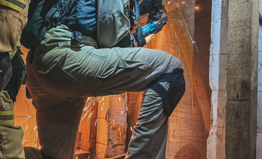 Grupo de Operações de Socorro Tático (GOST) do Corpo de Bombeiros Militar do Paraná (CBMPR)