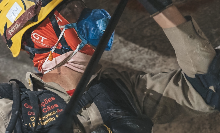 Grupo de Operações de Socorro Tático (GOST) do Corpo de Bombeiros Militar do Paraná (CBMPR)