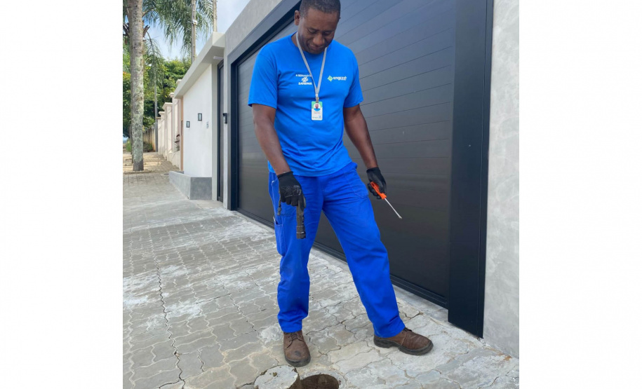 Vistorias técnicas em imóveis ajudam a identificar irregularidades e orientar ligação correta de esgoto