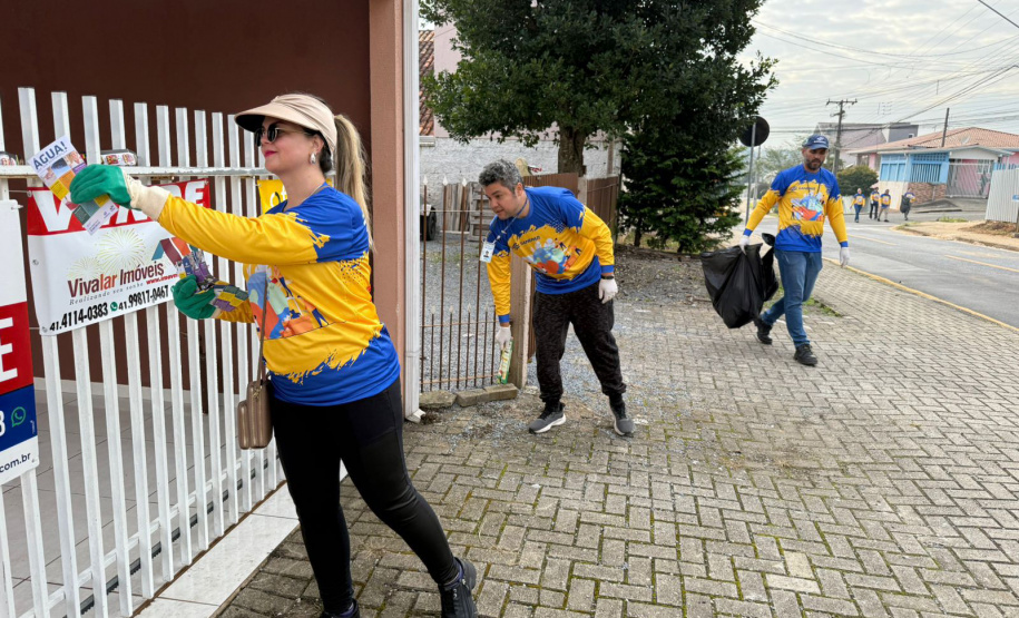 Sanepar e Prefeitura de Araucária promovem mutirão ambiental no córrego Vila Velha