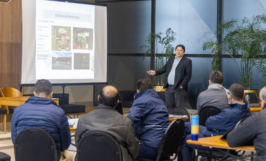 Copel estuda ampliar testes de energia em baterias para o setor de proteína animal, em conjunto com Ocepar