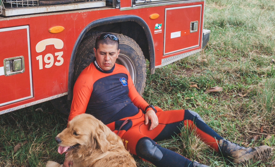 Grupo de Operações de Socorro Tático (GOST) do Corpo de Bombeiros Militar do Paraná (CBMPR)