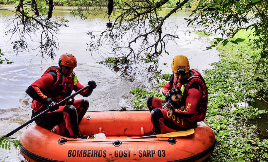 Grupo de Operações de Socorro Tático (GOST) do Corpo de Bombeiros Militar do Paraná (CBMPR)