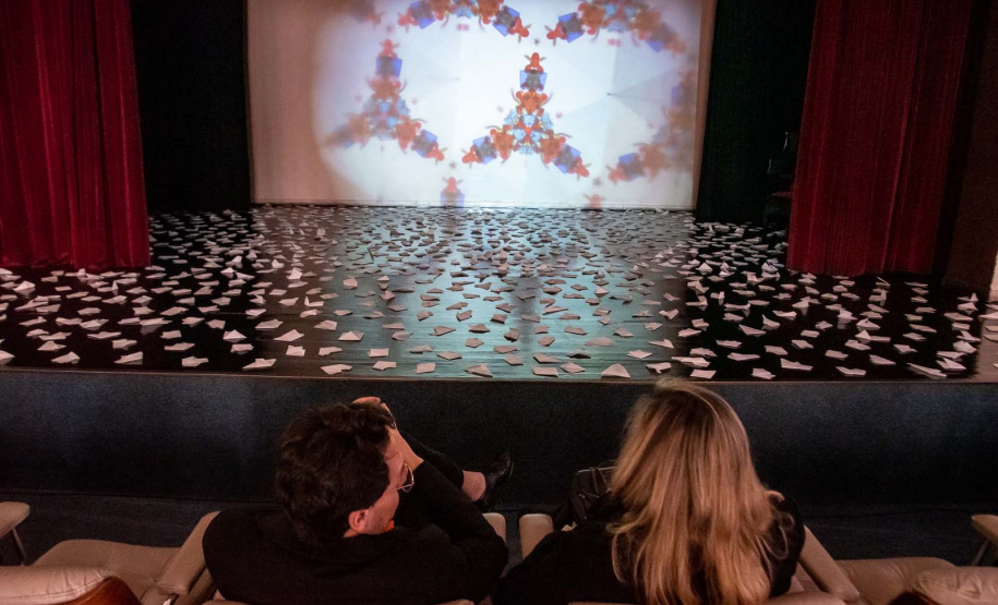 MAC Paraná | Visita mediada e bate-papo na exposição TUDO BEM BOMBOM