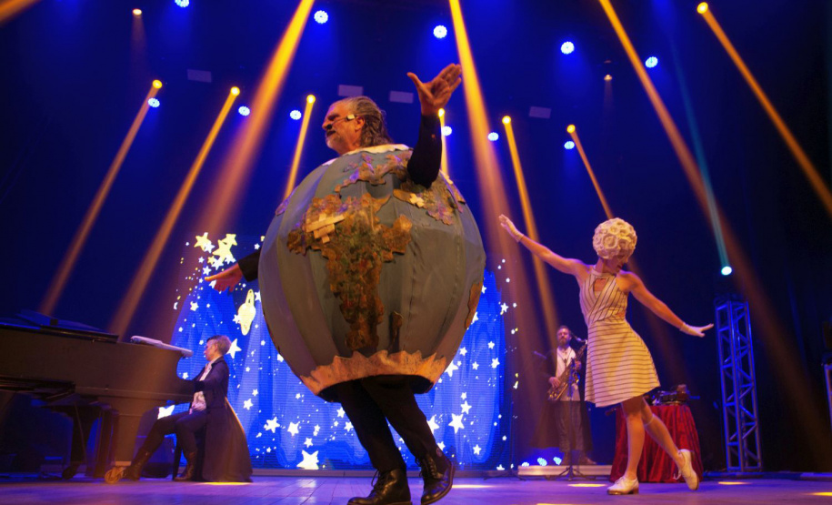 Universo musical cômico de Sbørnia Kontr’Atracka retorna ao Guairão