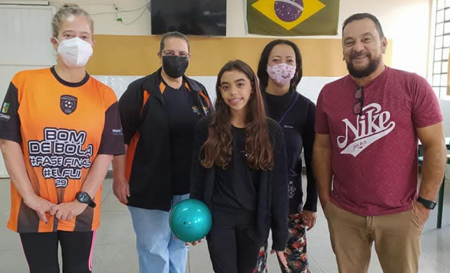 SEED - Jogos Escolares para o mundo: colombense brilha com medalha de prata no Mundial Júnior de Ginástica Rítmica