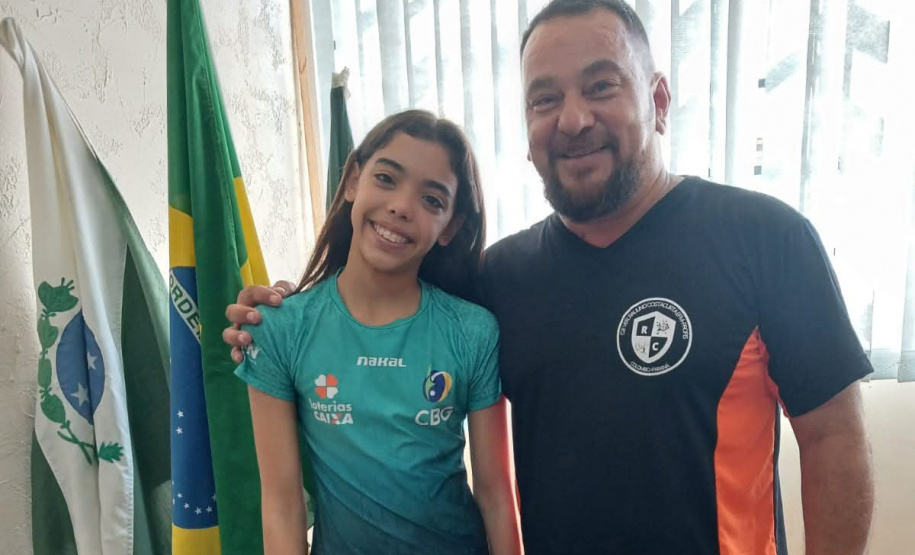 SEED - Jogos Escolares para o mundo: colombense brilha com medalha de prata no Mundial Júnior de Ginástica Rítmica