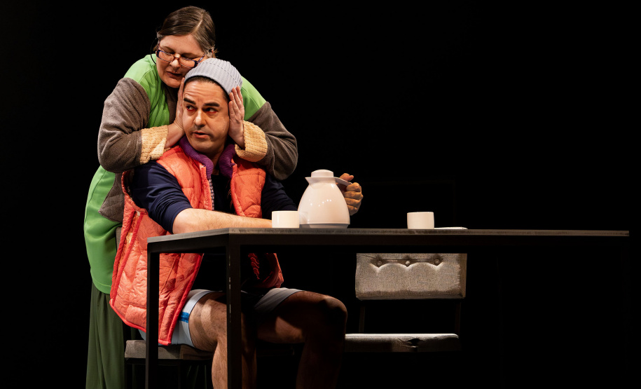 “Bom Dia, Grupo!”: espetáculo de humor do Antropofocus volta em curta temporada