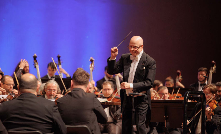 Orquestra Sinfônica do Paraná se apresenta no tradicional Festival de  Inverno de Campos do Jordão