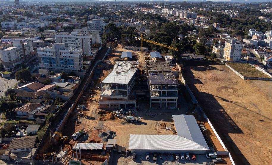 São José dos Pinhais, 18 de julho de 2025 - Construção do Hospital e Maternidade SJP, na Região Metropolitana de Curitiba (RMC).