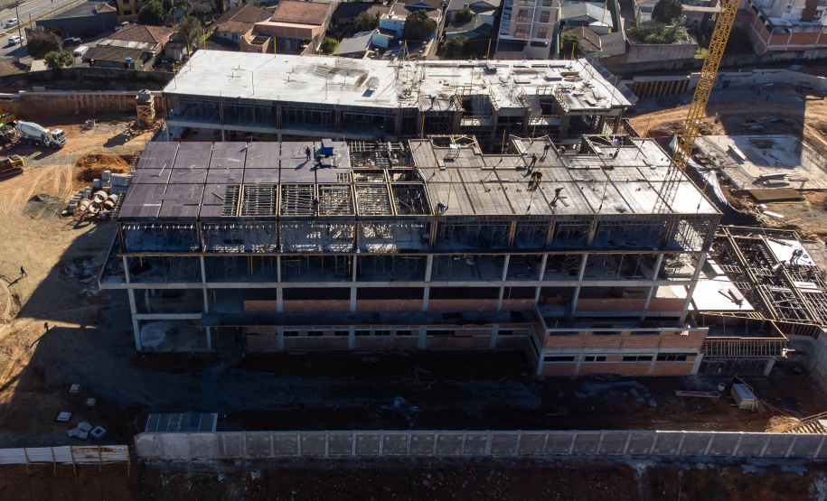 São José dos Pinhais, 18 de julho de 2025 - Construção do Hospital e Maternidade SJP, na Região Metropolitana de Curitiba (RMC).