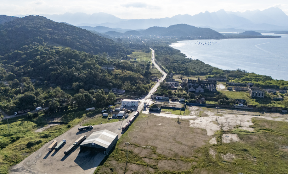 Portos do Paraná inicia obras viárias em Antonina
