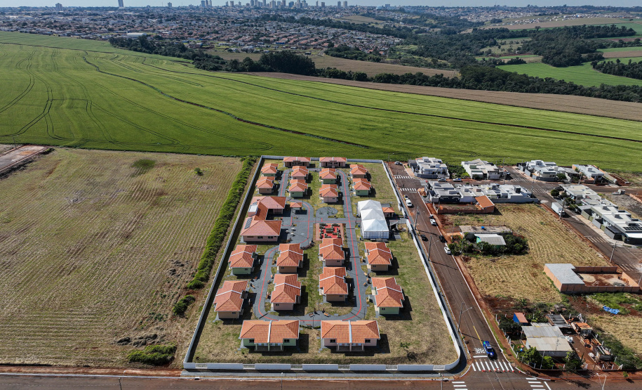 COHAPAR - CONDOMÍNIO  DO IDOSO EM ARAPONGAS