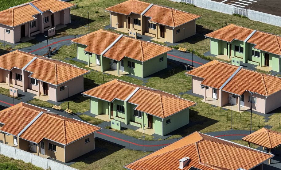 COHAPAR - CONDOMÍNIO  DO IDOSO EM ARAPONGAS