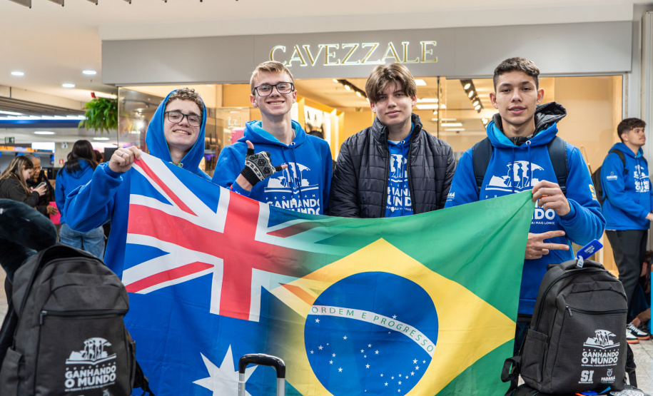 Mais 59 estudantes da rede estadual embarcam para intercâmbio na Austrália pelo Ganhando o Mundo