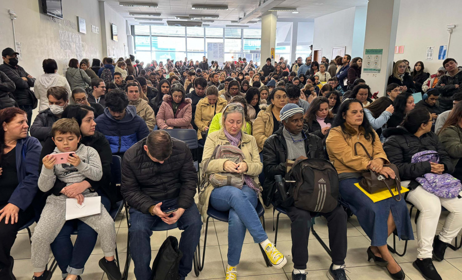 Mutirão da Saúde pré-aprova 342 candidatos para mais de 500 vagas em Curitiba